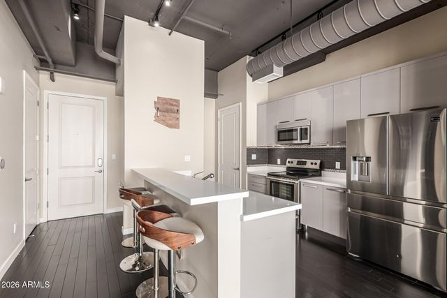 1 E LEXINGTON Avenue 1407, Phoenix, AZ 85012