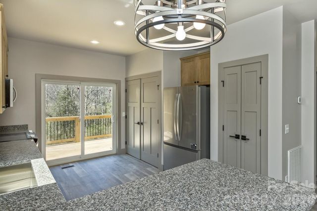 235 EDGEWOOD Road S 4, Asheville, NC 28803