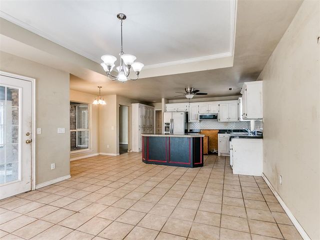 1311 Cambridge Drive, Shawnee, OK 74804