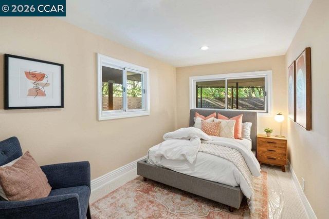 200 Longview Ter, Orinda, CA 94563