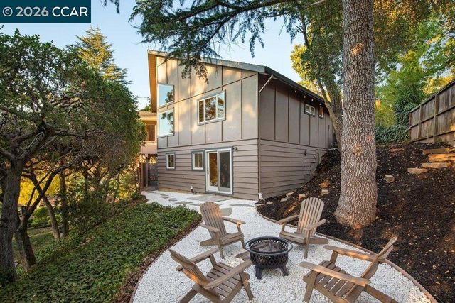 200 Longview Ter, Orinda, CA 94563