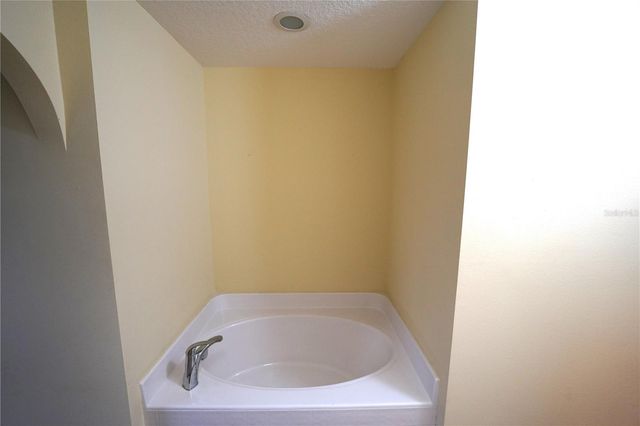 3329 WHITE BLOSSOM LANE, Clermont, FL 34711