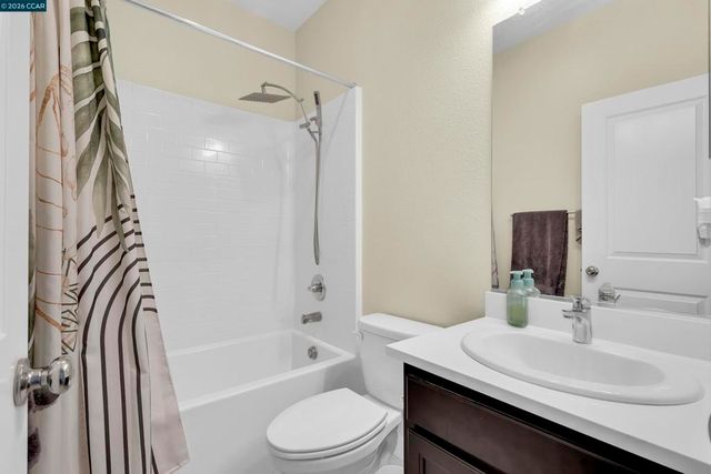 1879 Orfanos Ranch Dr, Brentwood, CA 94513
