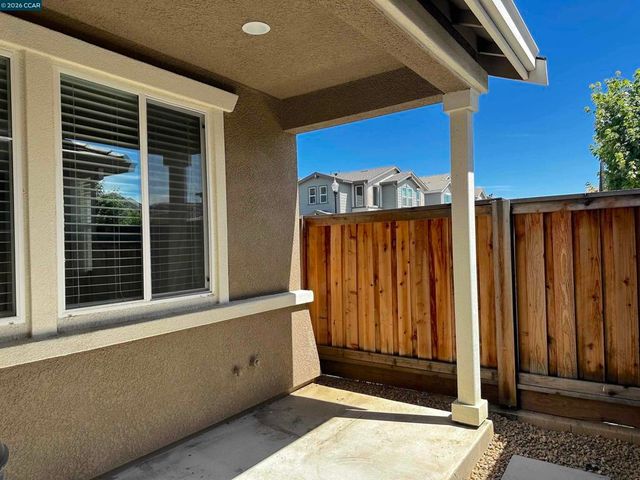 1879 Orfanos Ranch Dr, Brentwood, CA 94513
