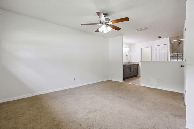 8370 SANDPOINT BLVD, Orlando, FL 32819