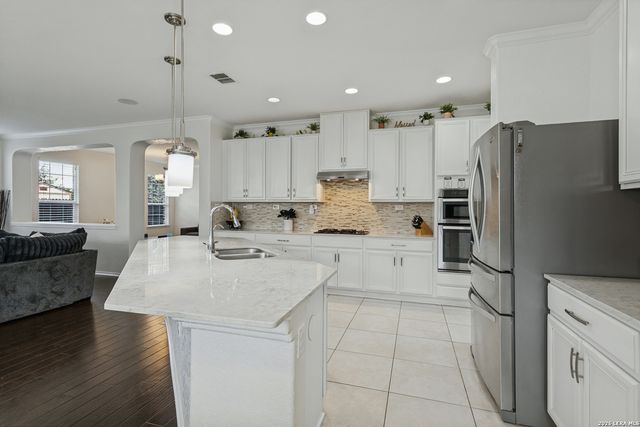 11414 SAWYER VLY, San Antonio, TX 78254