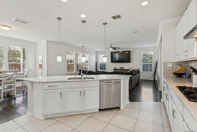 11414 SAWYER VLY, San Antonio, TX 78254