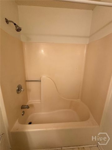 2165 S Milledge Avenue E7, Athens, GA 30605