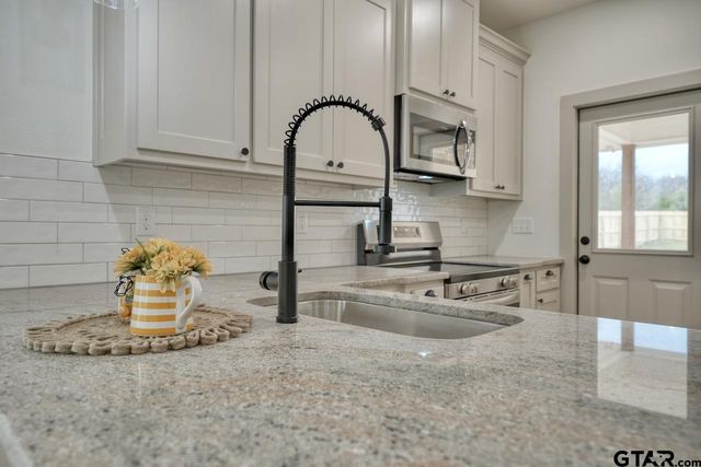 310 Bradford, Arp, TX 75750