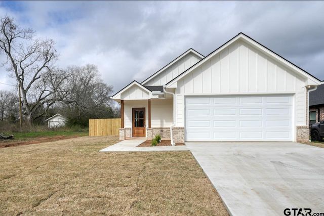 310 Bradford, Arp, TX 75750