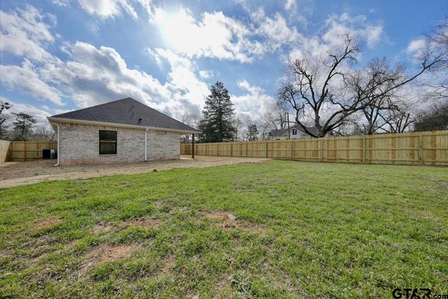 310 Bradford, Arp, TX 75750