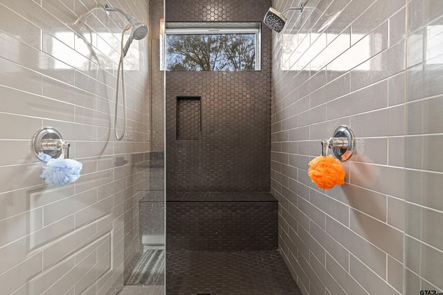 8947 POMEGRANTE RD, Gilmer, TX 75645