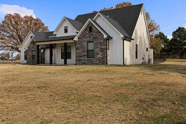 8947 POMEGRANTE RD, Gilmer, TX 75645