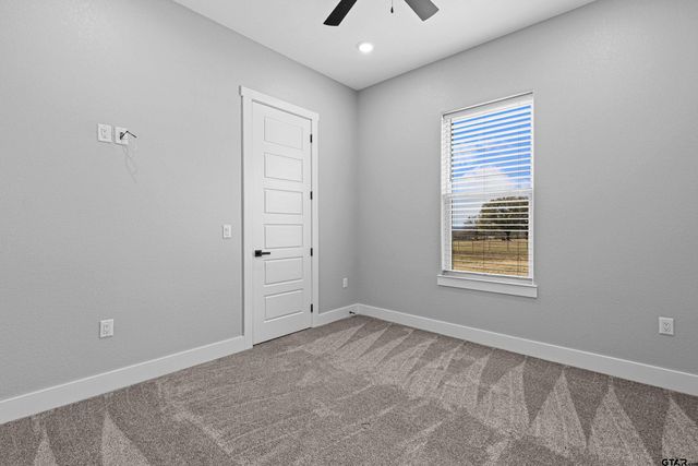 8947 POMEGRANTE RD, Gilmer, TX 75645