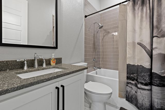 8947 POMEGRANTE RD, Gilmer, TX 75645