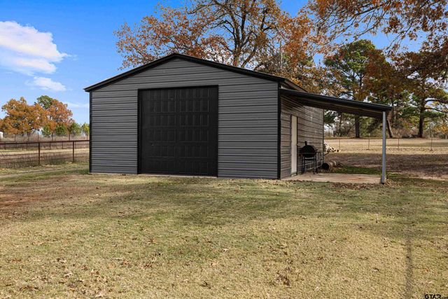 8947 POMEGRANTE RD, Gilmer, TX 75645