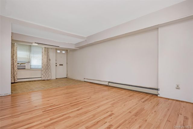 51 Edwards Street T, Roslyn Heights, NY 11577