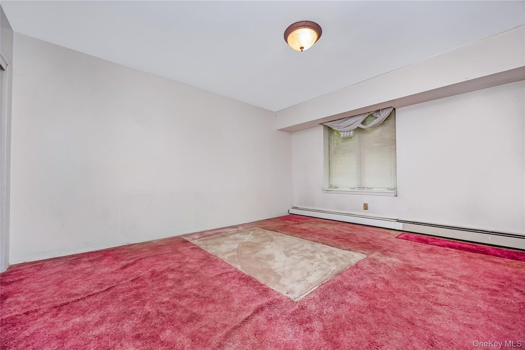 51 Edwards Street T, Roslyn Heights, NY 11577 — photo 2