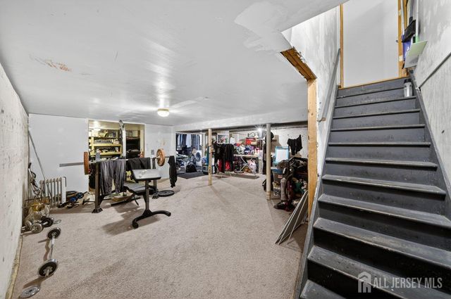 16 Dusko Drive, Parlin, NJ 08859