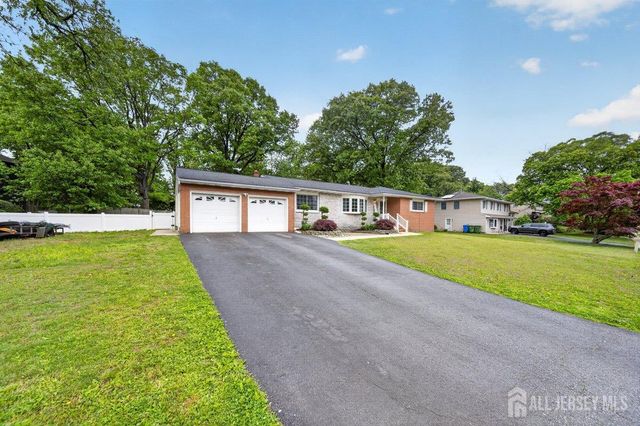 16 Dusko Drive, Parlin, NJ 08859
