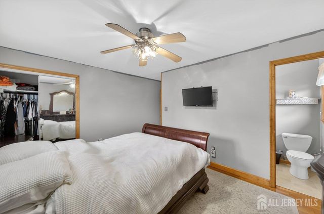 16 Dusko Drive, Parlin, NJ 08859