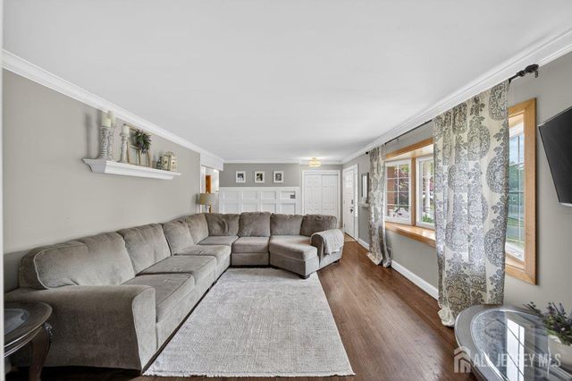 16 Dusko Drive, Parlin, NJ 08859