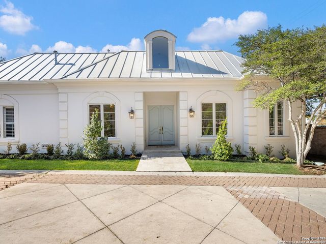 160 Burr, San Antonio, TX 78209