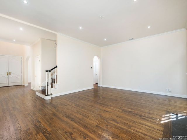 160 Burr, San Antonio, TX 78209