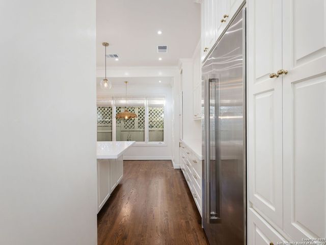 160 Burr, San Antonio, TX 78209