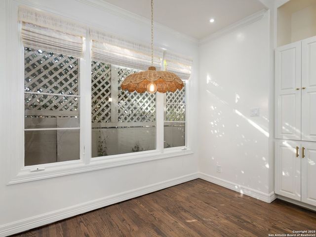 160 Burr, San Antonio, TX 78209