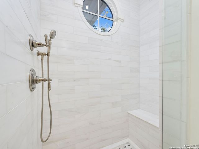 160 Burr, San Antonio, TX 78209