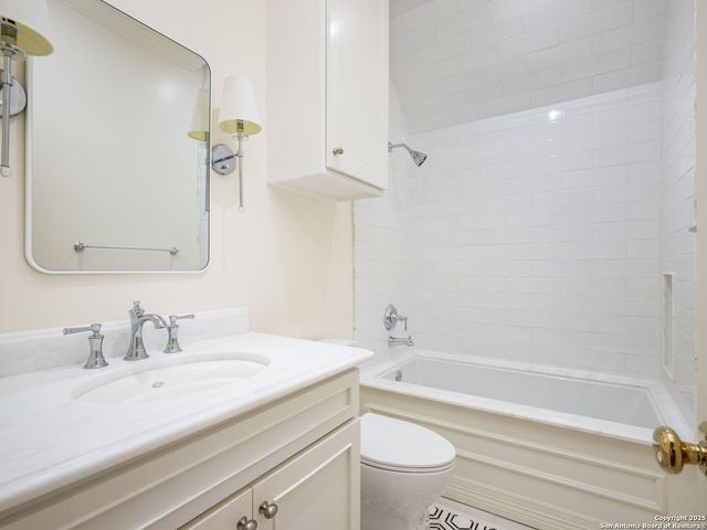 160 Burr, San Antonio, TX 78209