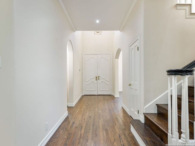 160 Burr, San Antonio, TX 78209