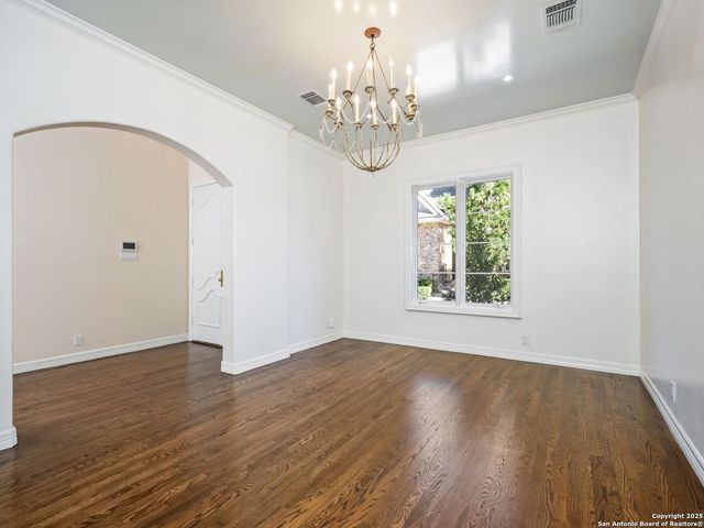 160 Burr, San Antonio, TX 78209