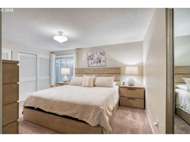 5230 Sw BARCLAY Ct, Beaverton, OR 97005