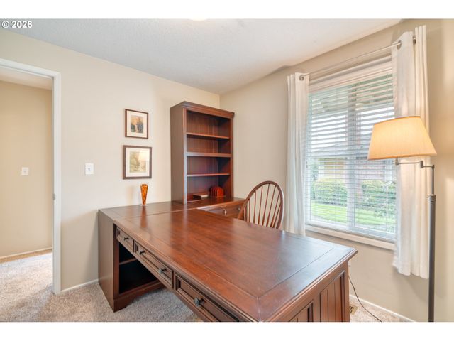 5230 Sw BARCLAY Ct, Beaverton, OR 97005