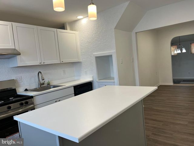 2817 NESTLING RD, Philadelphia, PA 19154