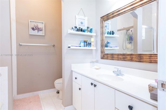 15285 SW 30th Ter, Miami, FL 33185