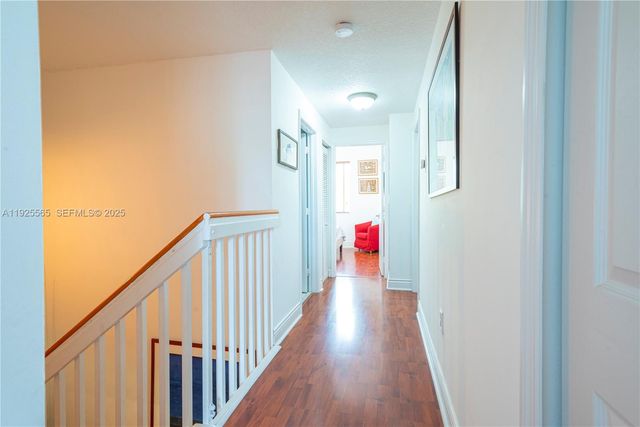 15285 SW 30th Ter, Miami, FL 33185