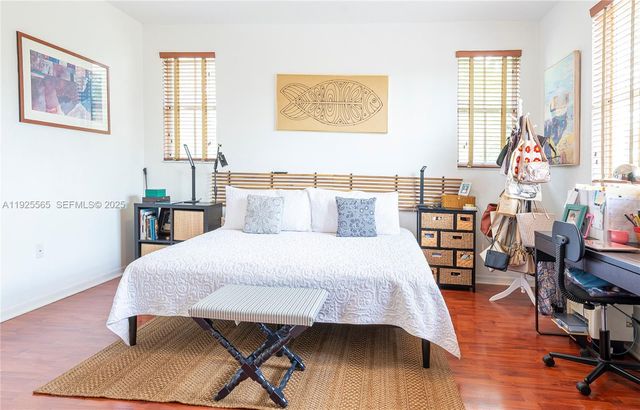 15285 SW 30th Ter, Miami, FL 33185