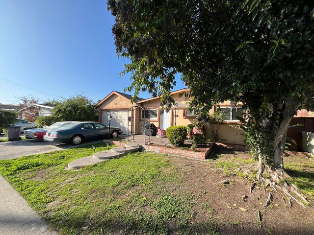2747 Sussex Drive, San Jose, CA 95127