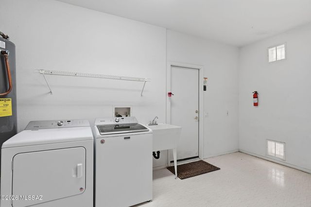 2247 E Jonquil Street, Oro Valley, AZ 85755