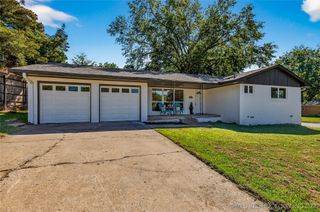 4701 Dartmouth Drive, Bartlesville, OK 74006