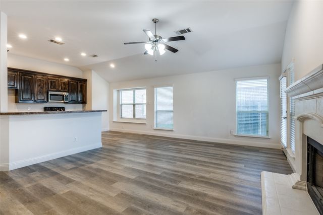 4308 Sweet Clover Lane, Fort Worth, TX 76036