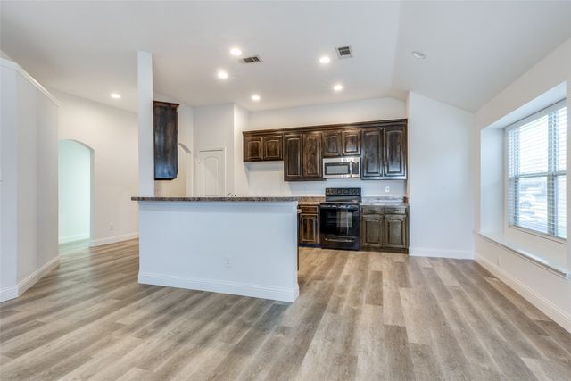 4308 Sweet Clover Lane, Fort Worth, TX 76036