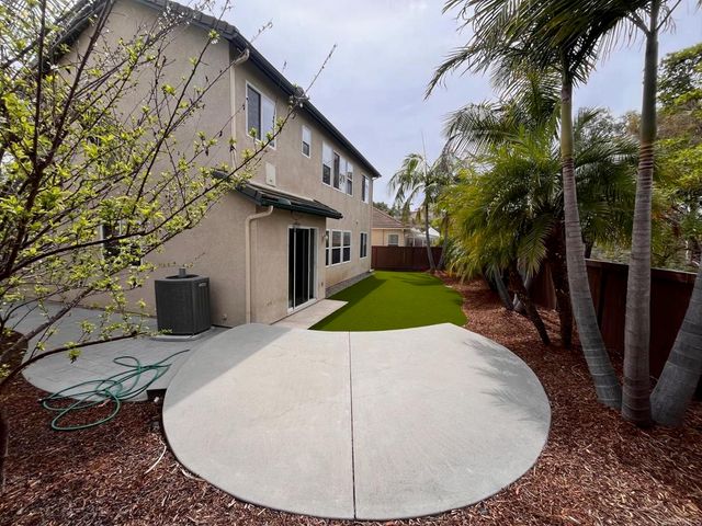 3840 Stoneridge Rd, Carlsbad, CA 92010