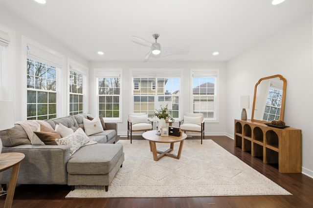 16387 Boston Commons Circle, Clive, IA 50325