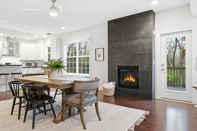 16387 Boston Commons Circle, Clive, IA 50325