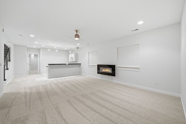 16387 Boston Commons Circle, Clive, IA 50325