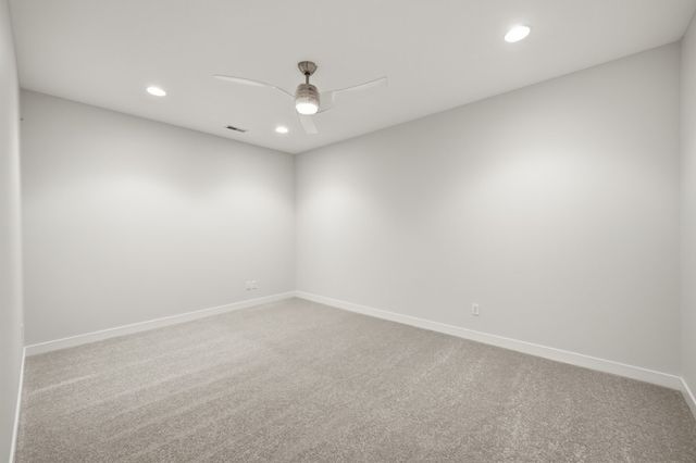 16387 Boston Commons Circle, Clive, IA 50325